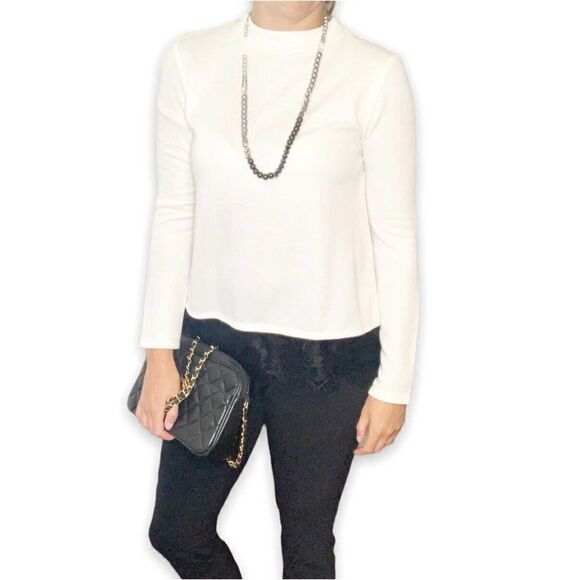 LOFT Outlet Light Sweater Winter White Cream Crew Neck Black Lace Hem Size Small - Picture 2 of 10